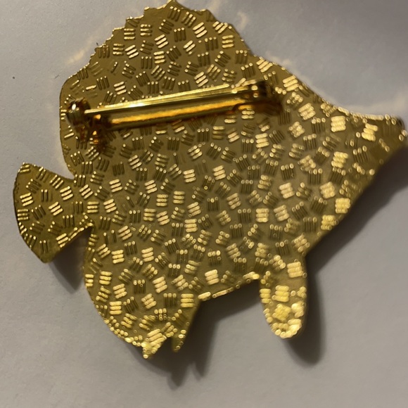 Unbranded Multicolor Statement Fish Brooch - Picture 4 of 4